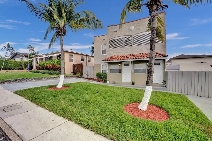 924 Mcintosh Street, West Palm Beach, FL 33405 - #2