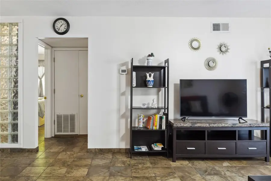 1700 SW 16th Court #M2, Gainesville, FL 32608 - #2