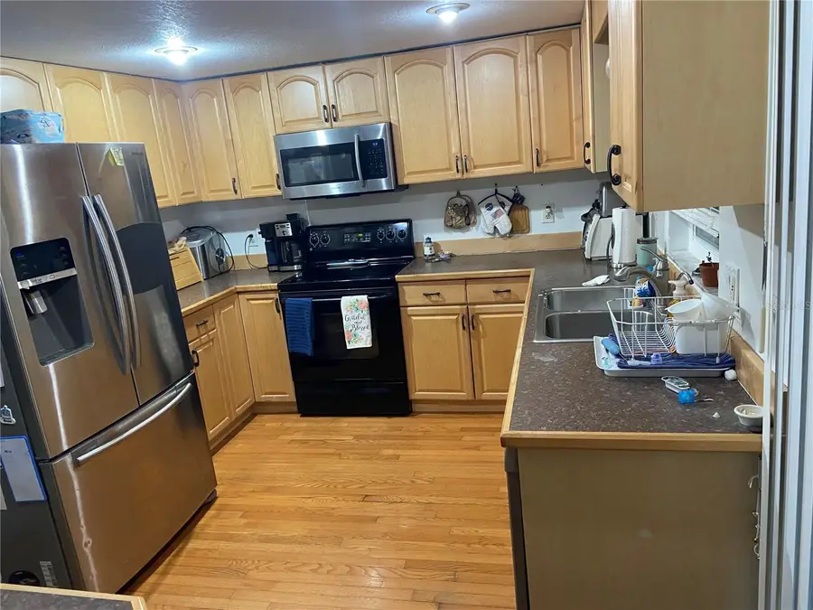 1116 E Oakwood Street, Tarpon Springs, FL 34689 - #2