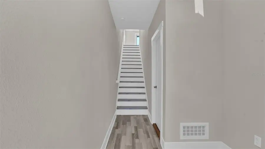 1237 Savona Drive Ne, Saint Petersburg, FL 33702 - #3