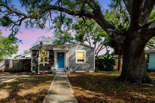 765 60th Avenue Ne, ST PETERSBURG, FL 33703