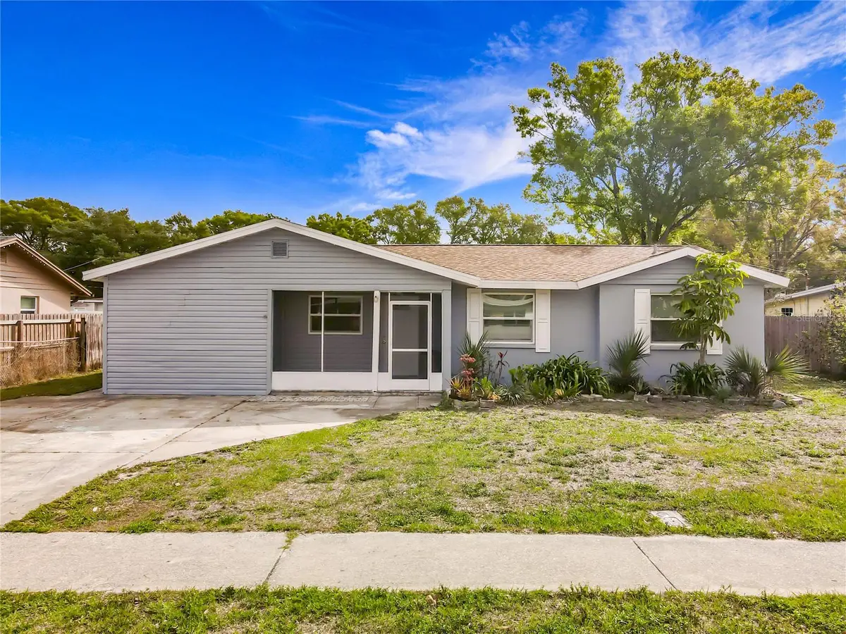 15525 Bedford Circle E, Clearwater, FL 33764 - #1