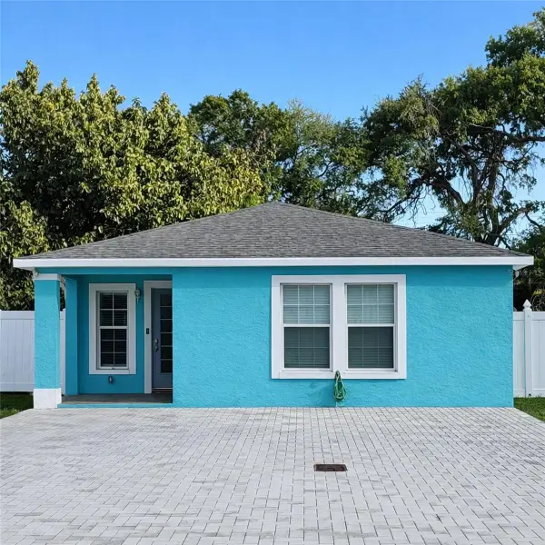 2715 Bel Aire Circle, TAMPA, FL 33614