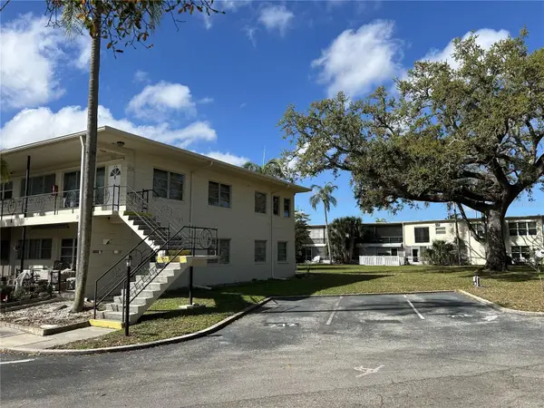 4154 57th Street N #274, KENNETH CITY, FL 33709