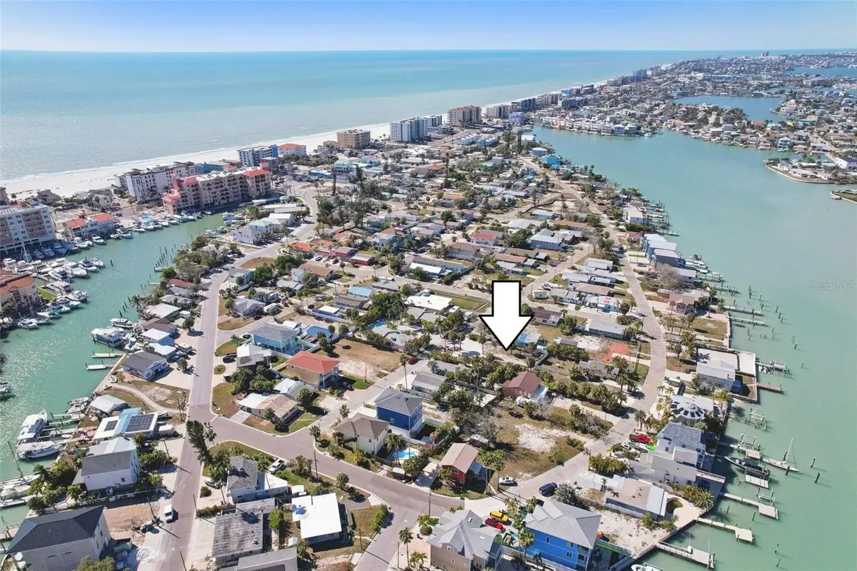 13135 4th Street E, Madeira Beach, FL 33708 - #1