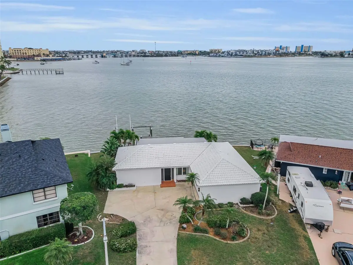 11566 47th Avenue N, Saint Petersburg, FL 33708 - #1