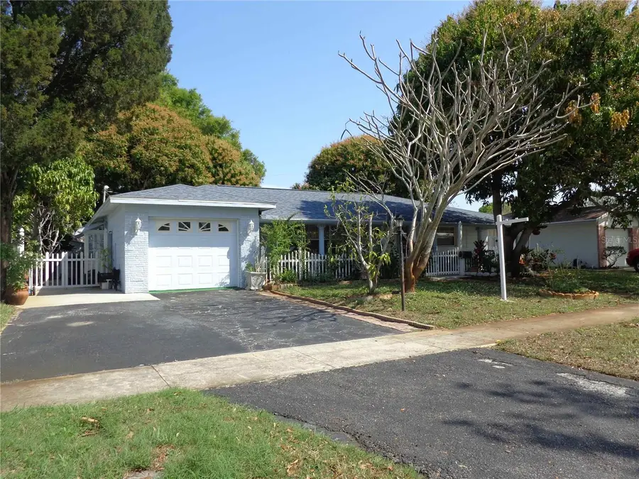 6165 26th Avenue N, Saint Petersburg, FL 33710 - #2