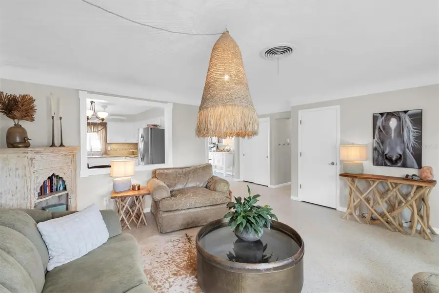 13472 Bellewood Avenue, Seminole, FL 33776 - #3