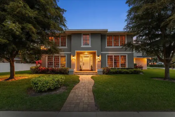 1205 Palm View Avenue, BELLEAIR, FL 33756