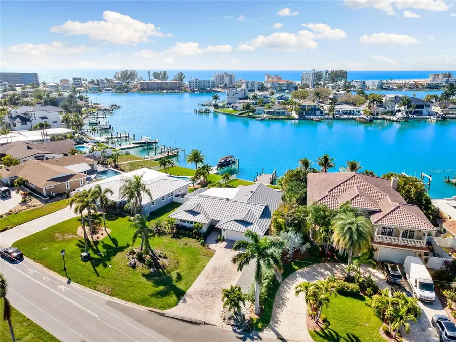 10088 Paradise Boulevard, Treasure Island, FL 33706 - #2