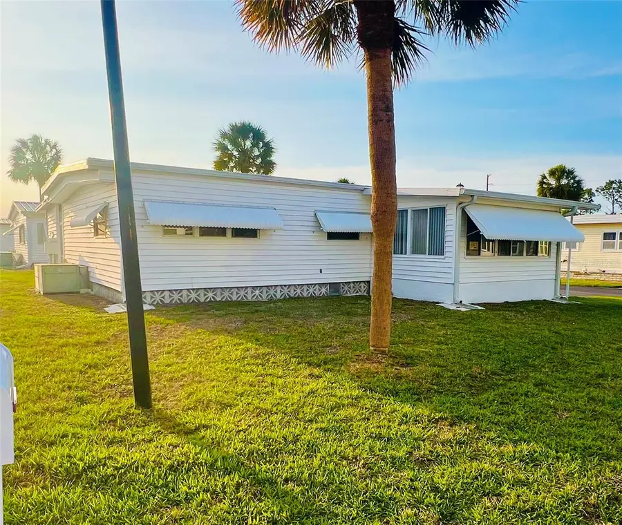 2282 Piazza Drive #117, Sarasota, FL 34238 - #3