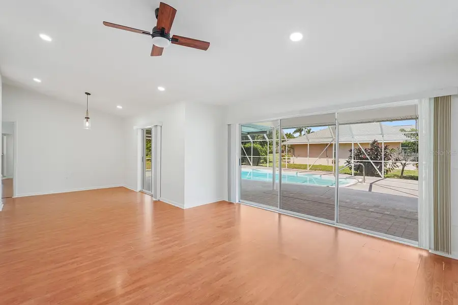 3323 Meadow Run Circle, Venice, FL 34293 - #3