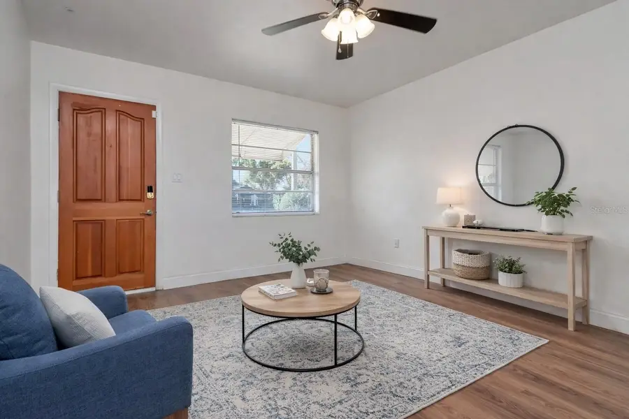 3907 W Pine Street, Tampa, FL 33607 - #2