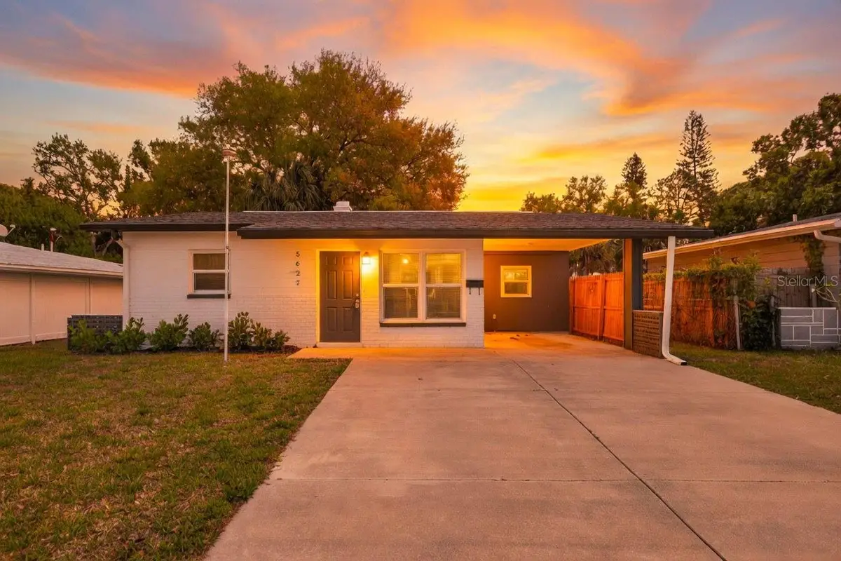 5627 Commonwealth Avenue N, Saint Petersburg, FL 33703 - #1