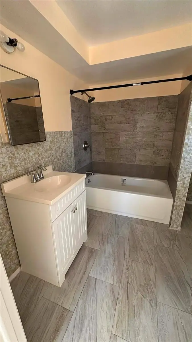 6204 38th Avenue W, Bradenton, FL 34209 - #3