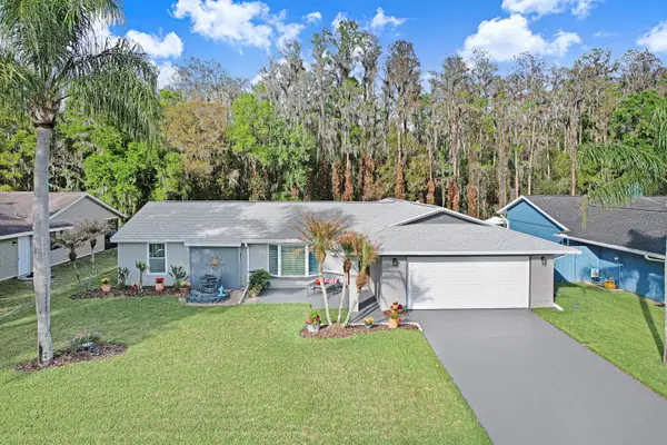 509 Lakeview Drive, OLDSMAR, FL 34677