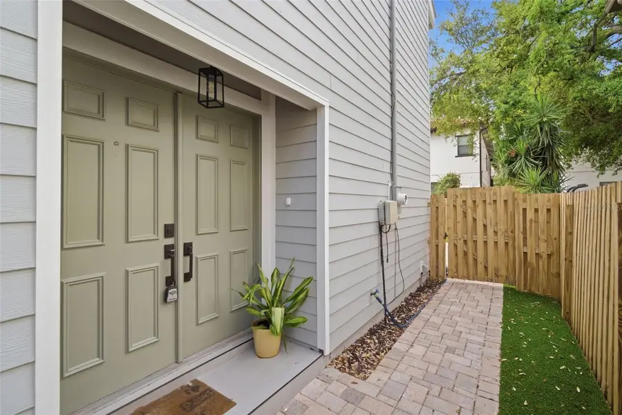 3406 W Barcelona Street, Tampa, FL 33629 - #2