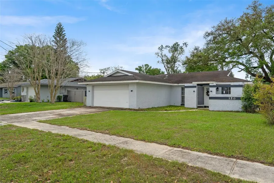 128 Euclid Avenue, Seffner, FL 33584 - #2