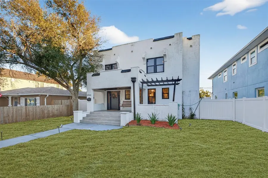 6566 1st Avenue S, Saint Petersburg, FL 33707 - #2