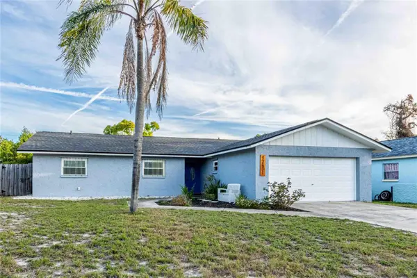 12401 Rose Street, SEMINOLE, FL 33772