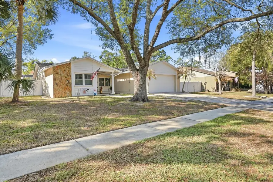 605 Oakmoss Drive, Brandon, FL 33511 - #2