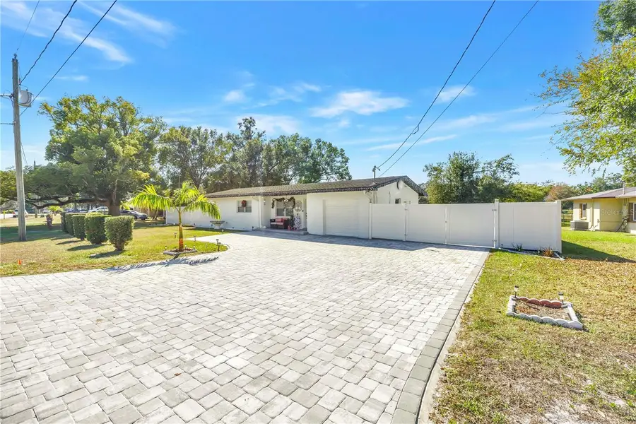 13216 Forest Hills Drive, Tampa, FL 33612 - #2