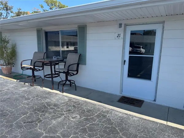 525 Manatee Court #21, VENICE, FL 34285