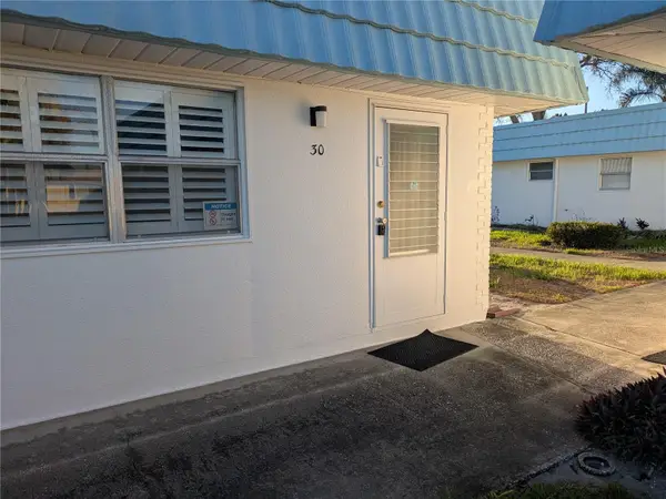 1801 Bedford Lane #30, SUN CITY CENTER, FL 33573