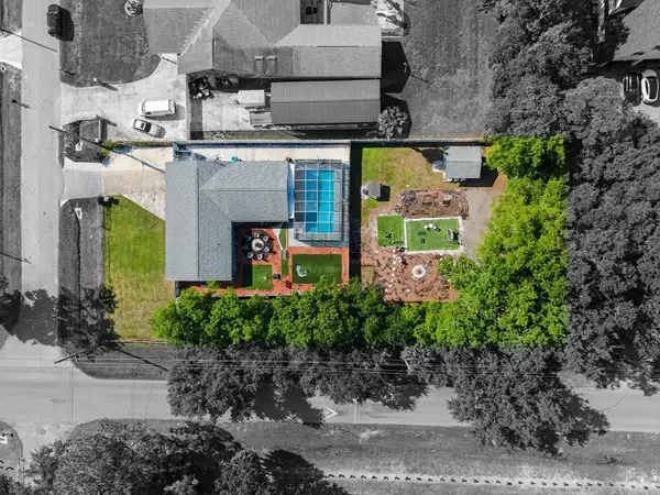 7012 Center Creek Drive, TAMPA, FL 33615