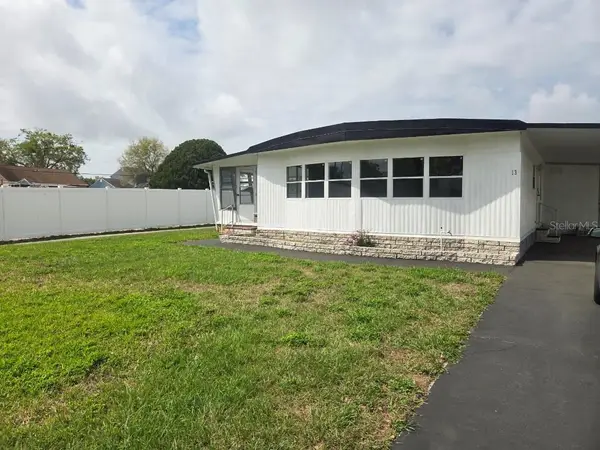 13 Hamilton Lane, PALM HARBOR, FL 34684