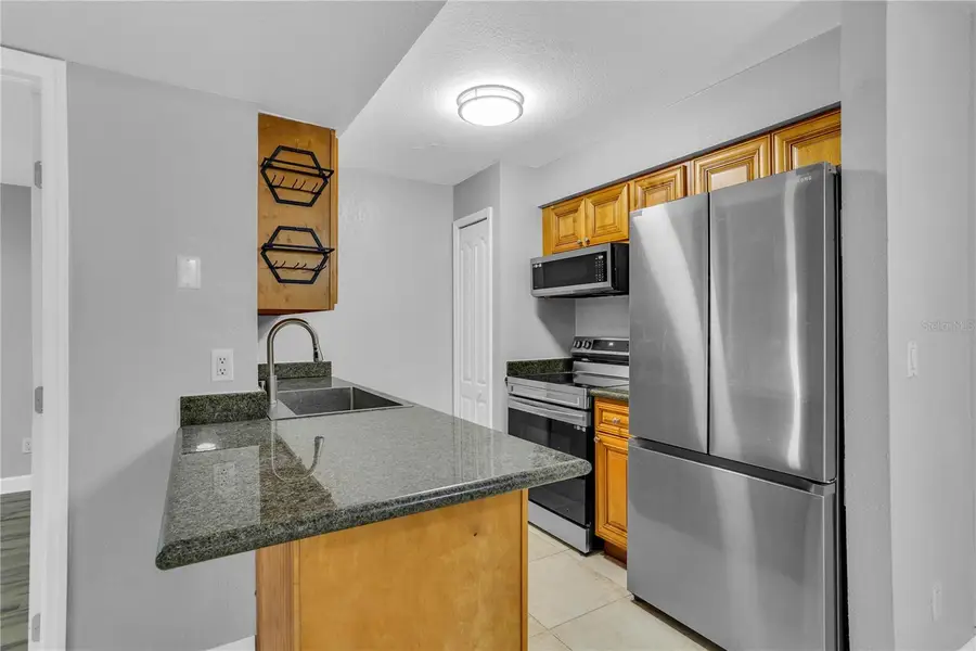 209 Red Cedar Place #209, Brandon, FL 33510 - #2