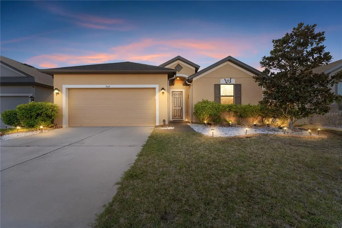 954 Old Windsor Way, Spring Hill, FL 34609 - #1