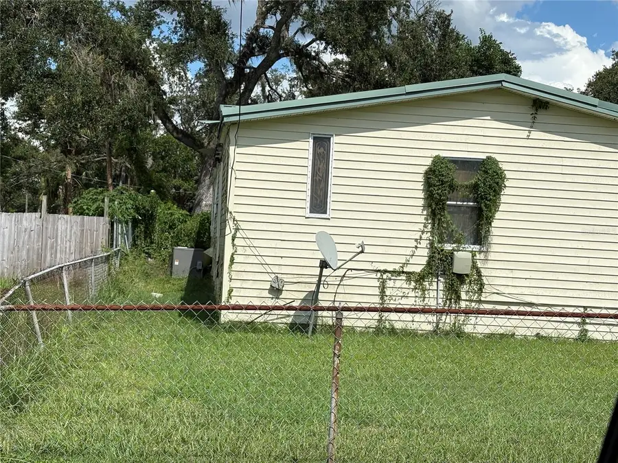 10106 S Alma Street, Gibsonton, FL 33534 - #3