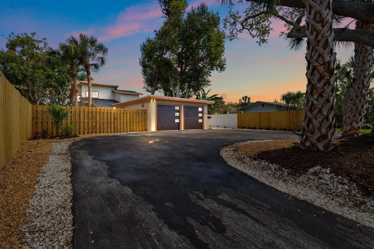 419 64th Avenue S, Saint Petersburg, FL 33705 - #1