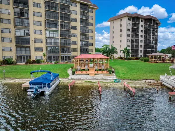 117 Country Club Drive #202, LAKE PLACID, FL 33852
