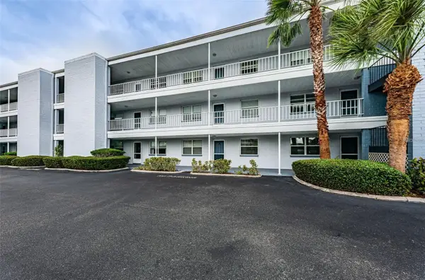 1859 Shore Drive S #107, SOUTH PASADENA, FL 33707