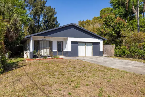 5748 60th Way N, ST PETERSBURG, FL 33709