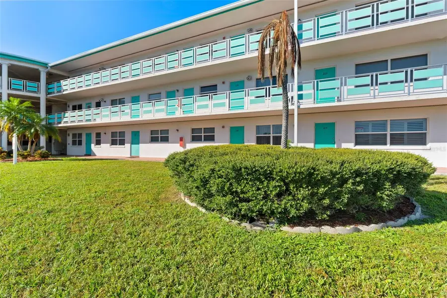 1950 59th Avenue N #114, Saint Petersburg, FL 33714 - #2