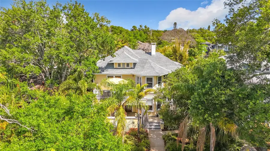 315 8th Avenue Ne, Saint Petersburg, FL 33701 - #2