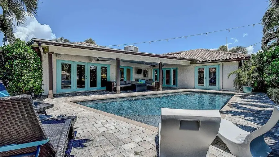 1998 Kansas Avenue Ne, Saint Petersburg, FL 33703 - #2