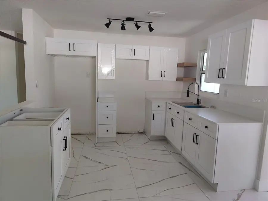 7498 Orpine Drive N, Saint Petersburg, FL 33702 - #2