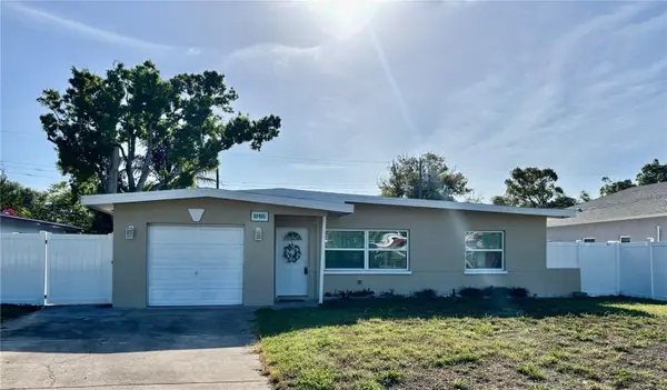 12425 136th Lane, LARGO, FL 33774