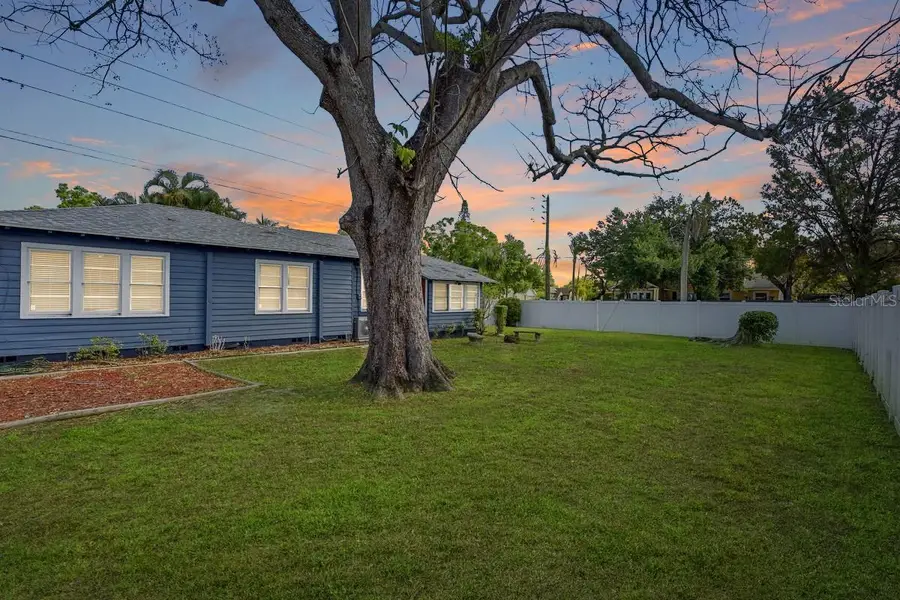 1200 22nd Avenue N, Saint Petersburg, FL 33704 - #2