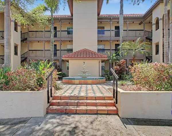 2400 Feather Sound Drive #733, CLEARWATER, FL 33762