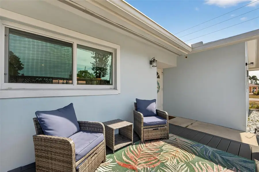 2 79th Street S, Saint Petersburg, FL 33707 - #3