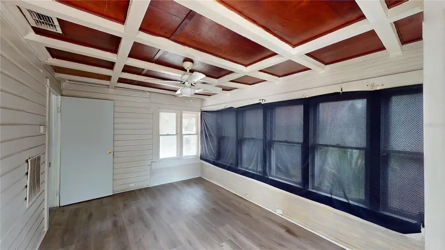 1329 10th Avenue S, Saint Petersburg, FL 33705 - #2