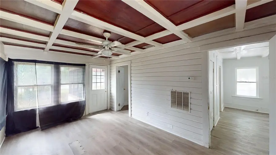 1329 10th Avenue S, Saint Petersburg, FL 33705 - #3