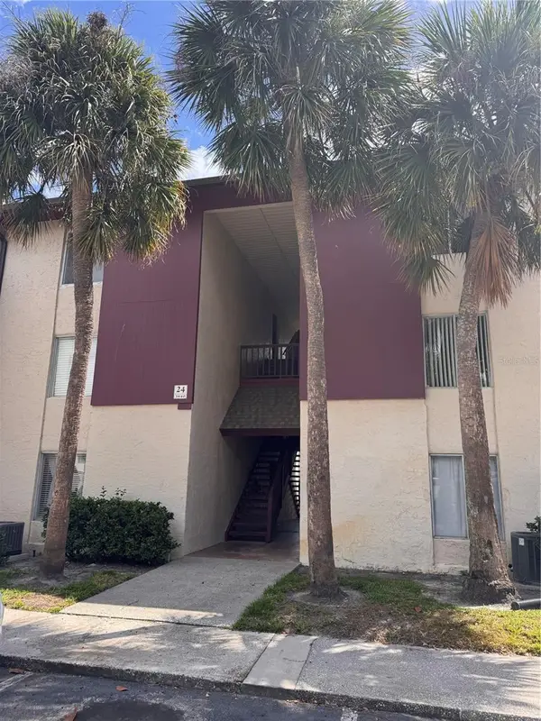 3840 N Lake Drive #127, TAMPA, FL 33614