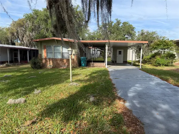 5562 Lansing Drive, WILDWOOD, FL 34785