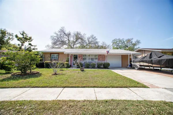 989 8th Avenue Ne, LARGO, FL 33770